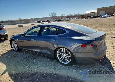 2013 Tesla Model S from USA, damaged, VIN 5YJSA1AG0DFP07498
